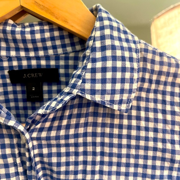 Womens J Crew cotton button down shirt in size 2 - Picture 2 of 4